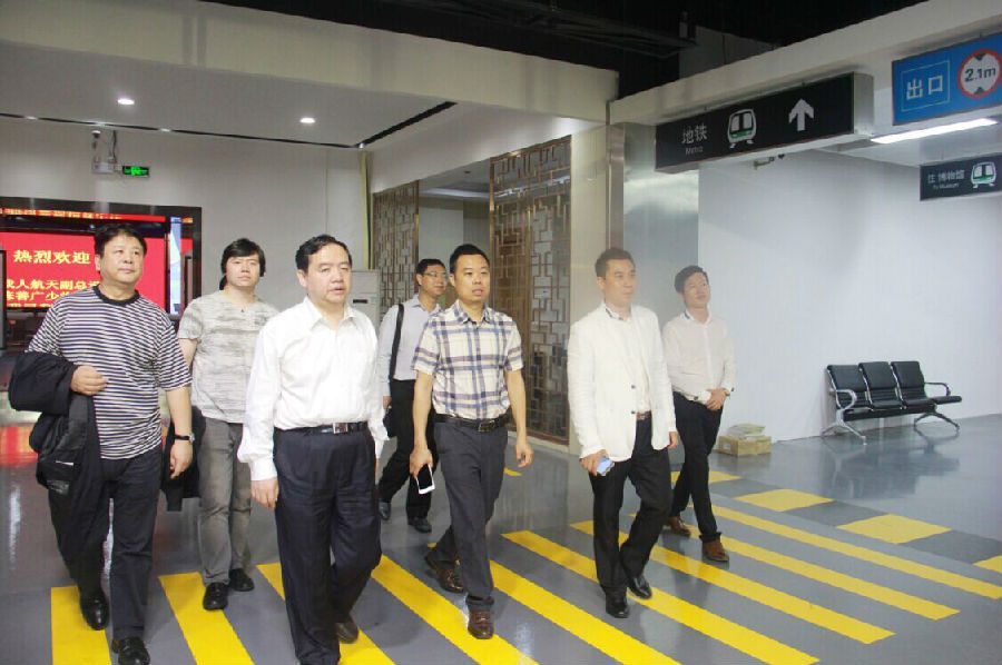 参观考查.jpg